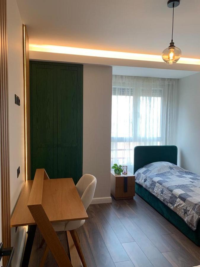 Central Deluxe Apartment Тирана Экстерьер фото